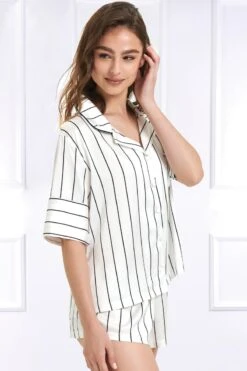 Bluebella - Alma Satin Pajama Set - White Blue -Exquisites Dessous-Geschäft BLUEBELLA ALMA SHORT PYJAMA SET 4 1280x1280