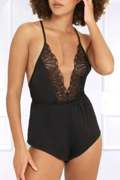 Bluebella - Carrie Teddy - Black 17 Bluebella - Carrie Teddy - Black -Exquisites Dessous-Geschäft BLUEBELLA CARRIE TEDDY 3 1280x1280