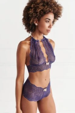 Bracli - Sydney Panty Pearl Thong - Blue -Exquisites Dessous-Geschäft BRACLI SYDNEY PANTY BLAU 6 1280x1280