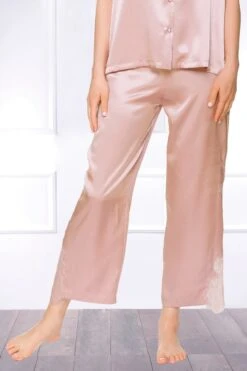 Coemi - Federica Satin Pajama Set - Powder -Exquisites Dessous-Geschäft COEMI FEDERICA PYJAMA PEONY 4 1280x1280