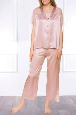 Coemi - Federica Satin Pajama Set - Powder -Exquisites Dessous-Geschäft COEMI FEDERICA PYJAMA PEONY 5 1280x1280