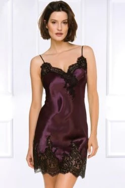 Coemi - Jemma Satin Slip Dress - Damson/Black -Exquisites Dessous-Geschäft COEMI JEMMA NIGHTDRESS DAMSON BLACK 5 1280x1280