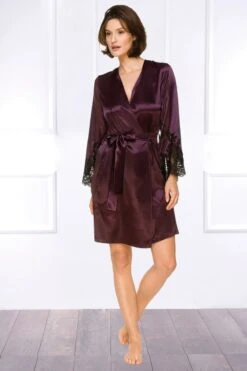 Coemi - Jemma Satin Kimono - Damson/Black -Exquisites Dessous-Geschäft COEMI JEMMA ROBE 4 1280x1280