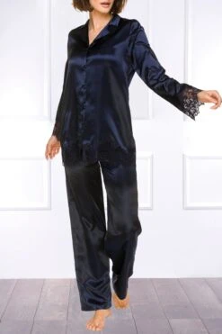 Coemi - Kristina Pajama Set - Dark Navy -Exquisites Dessous-Geschäft COEMI KRISTINA PYJAMA DARK NAVY 3 1280x1280
