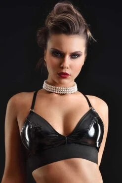 Maison Catanzaro - Jade Vinyl Bra - Black -Exquisites Dessous-Geschäft Catanzaro Jade Vinyl Triangle Bra 6 1280x1280