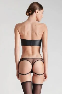 Maison Close - Chambre Noire Bustier Bra - Wetlook Black -Exquisites Dessous-Geschäft MAISON CLOSE CHAMBRE NOIR BUSTIER SCHWARZ 13 1280x1280