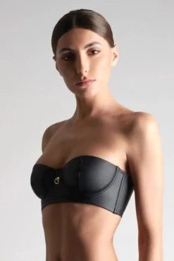 Maison Close - Chambre Noire Bustier Bra - Wetlook Black -Exquisites Dessous-Geschäft MAISON CLOSE CHAMBRE NOIR BUSTIER SCHWARZ 7 1280x1280