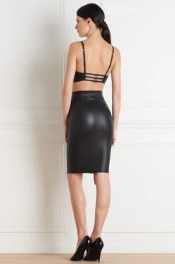 Maison Close - Chambre Noire Bralette - Wetlook Black -Exquisites Dessous-Geschäft MAISON CLOSE CHAMBRE NOIRE BRALETTE 4 1280x1280