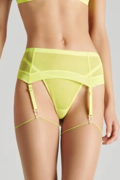 Maison Close - Corps A Corps Neon Suspender Belt - Yellow/Gold -Exquisites Dessous-Geschäft MAISON CLOSE CORPS A CORPS NEON STRAPSGUERTEL YELLOW 3 1280x1280