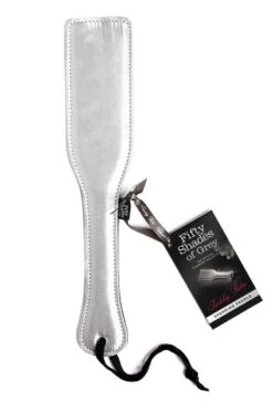 Fifty Shades Of Grey - Twitchy Palm Spanking Paddle - Black Silver 9 Fifty Shades Of Grey - Twitchy Palm Spanking Paddle - Black Silver -Exquisites Dessous-Geschäft MAISON CLOSE FIFTY SHADES OF GREY PADDLE 1 1280x1280