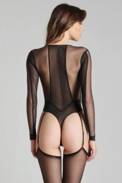 Maison Close - L Amoureuse Thong Body - Black -Exquisites Dessous-Geschäft MAISON CLOSE L AMOUREUSE STRINGBODY SCHWARZ 3 1280x1280