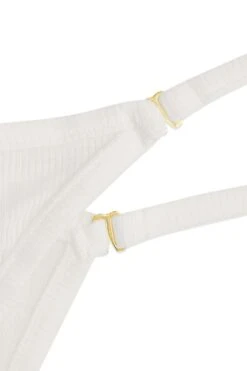 Maison Close - La Femme Amazone Thong - Champagne 23 Maison Close - La Femme Amazone Thong - Champagne -Exquisites Dessous-Geschäft MAISON CLOSE LA FEMME AMAZONE MINI STRING IVORY 608902 1 1280x1280