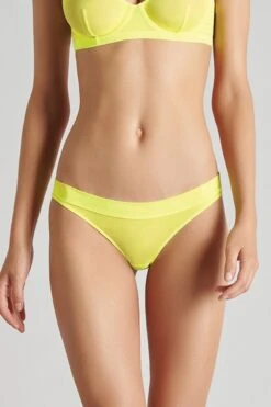 Maison Close - Corps A Corps Neon Briefs - Yellow/Gold -Exquisites Dessous-Geschäft MAISON CLOSE SLIP YELLOW NEON 8 1280x1280