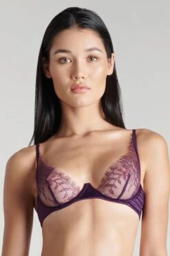 Maison Close - Villa Satine Wired Bra - Violet -Exquisites Dessous-Geschäft MAISON CLOSE VILLA SATINE BALCONETTE BH PURPLE 3 1280x1280