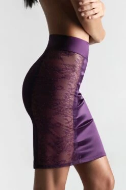 Maison Close - Villa Satine Skirt - Violet 15 Maison Close - Villa Satine Skirt - Violet -Exquisites Dessous-Geschäft MAISON CLOSE VILLA SATINE SKIRT PURPLE 5 1280x1280