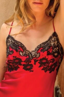 Marjolaine - Silk Slip Dress - 3MAR0105-0504 12 Marjolaine - Silk Slip Dress - 3MAR0105-0504 -Exquisites Dessous-Geschäft MARJOLAINE NEGLIGEE 3MAR0105 ROUGE NOIR 5 1280x1280