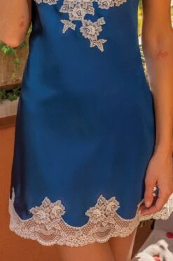 Marjolaine - Silk Slip Dress - 4NAC0102-7874 -Exquisites Dessous-Geschäft MARJOLAINE NEGLIGEE 4NAC0102 SAPHIR NATUREL 2 1280x1280