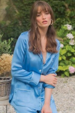 Marjolaine - Silk Pajama Set - Cobalt 13 Marjolaine - Silk Pajama Set - Cobalt -Exquisites Dessous-Geschäft MARJOLAINE PYJAMA 4MES5501 COBALT 5Ku698ud36iVlA 1280x1280