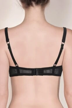 Escora - Ariana Wired Bra - Black 12 Escora - Ariana Wired Bra - Black -Exquisites Dessous-Geschäft escora ariana buegel bh schwarz 5 6608 1280x1280